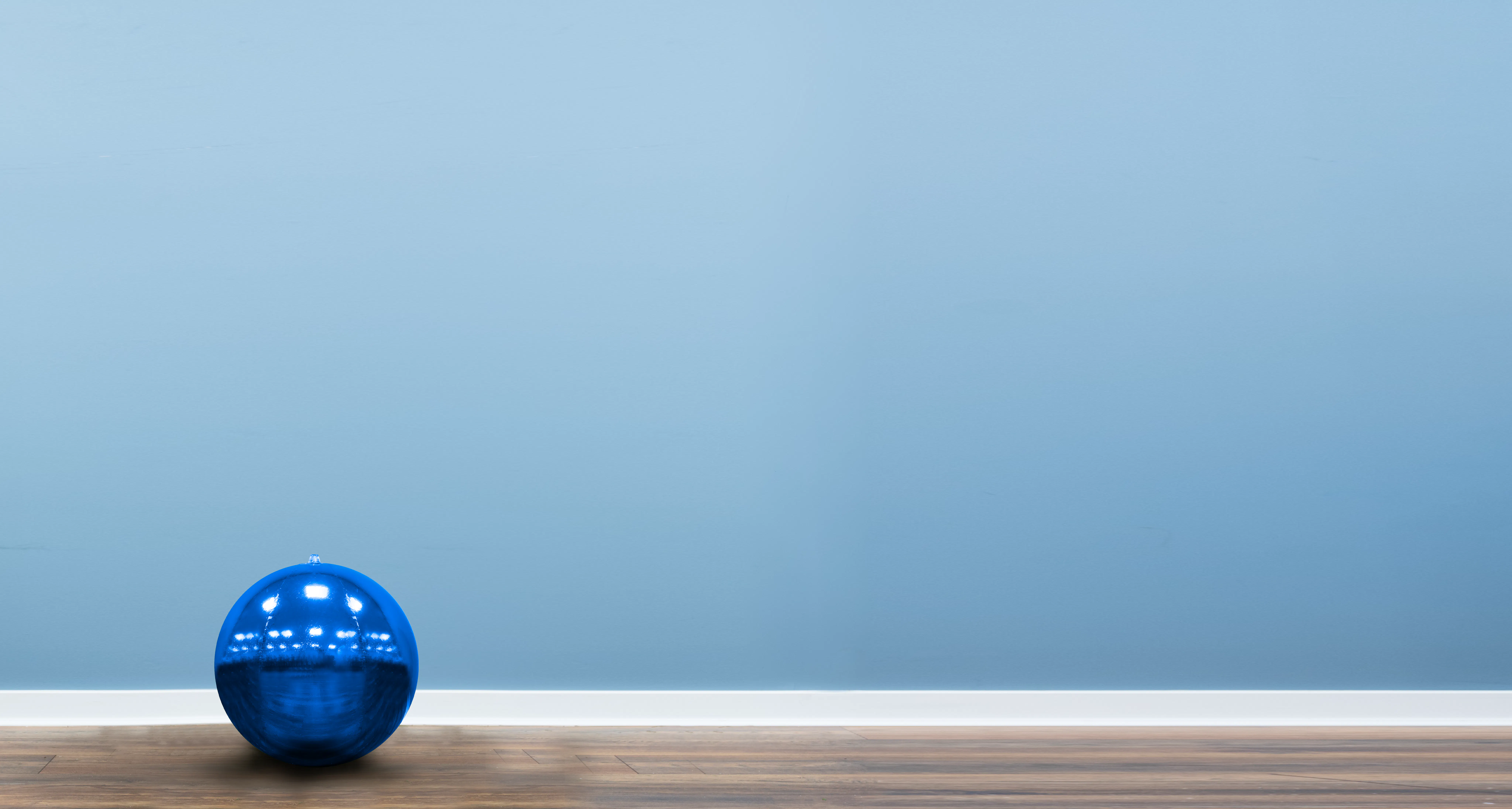 40cm Metallic Blue Inflatable Mirror Ball