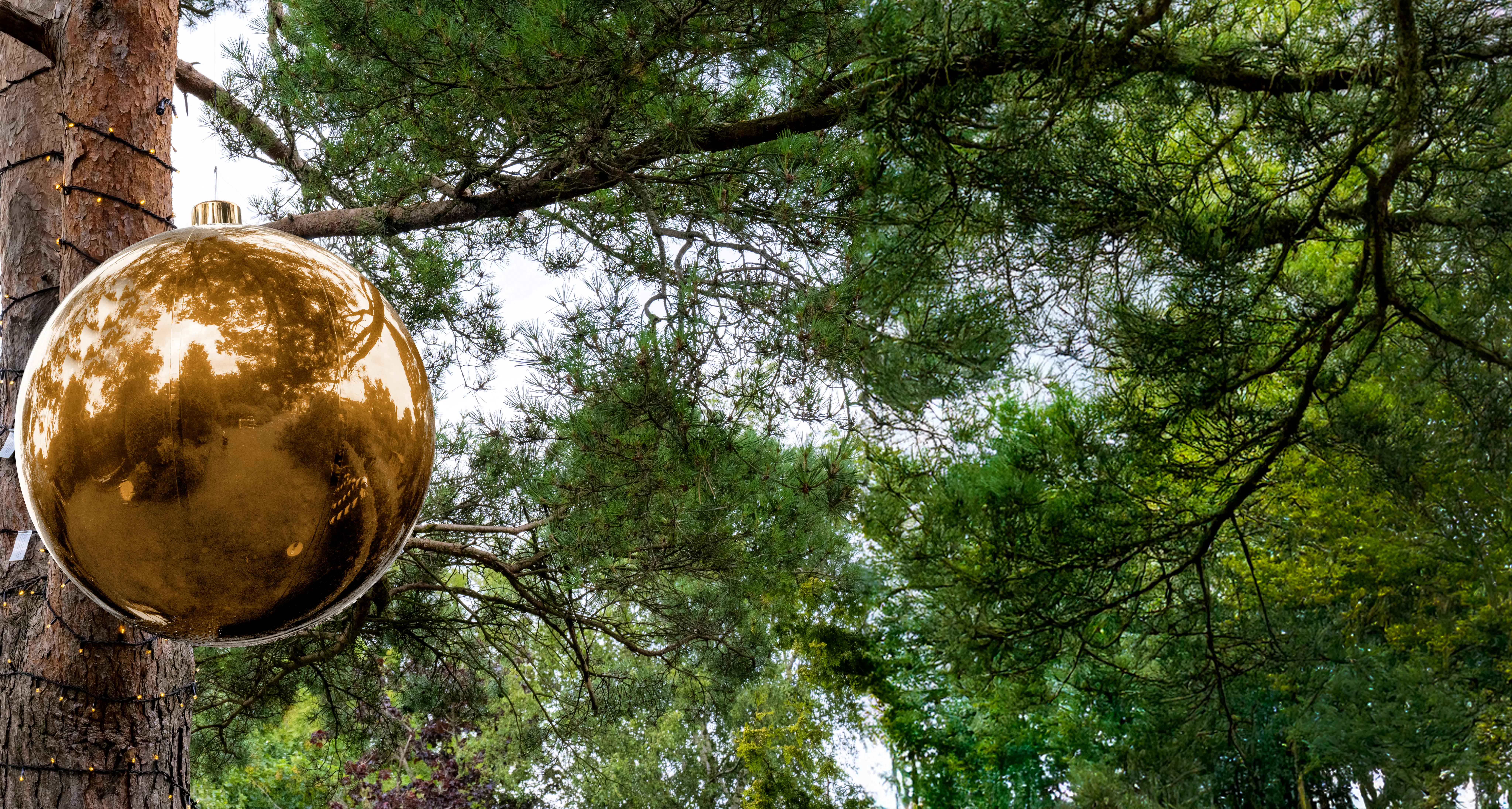 100cm Metallic Gold Inflatable Mirror Ball