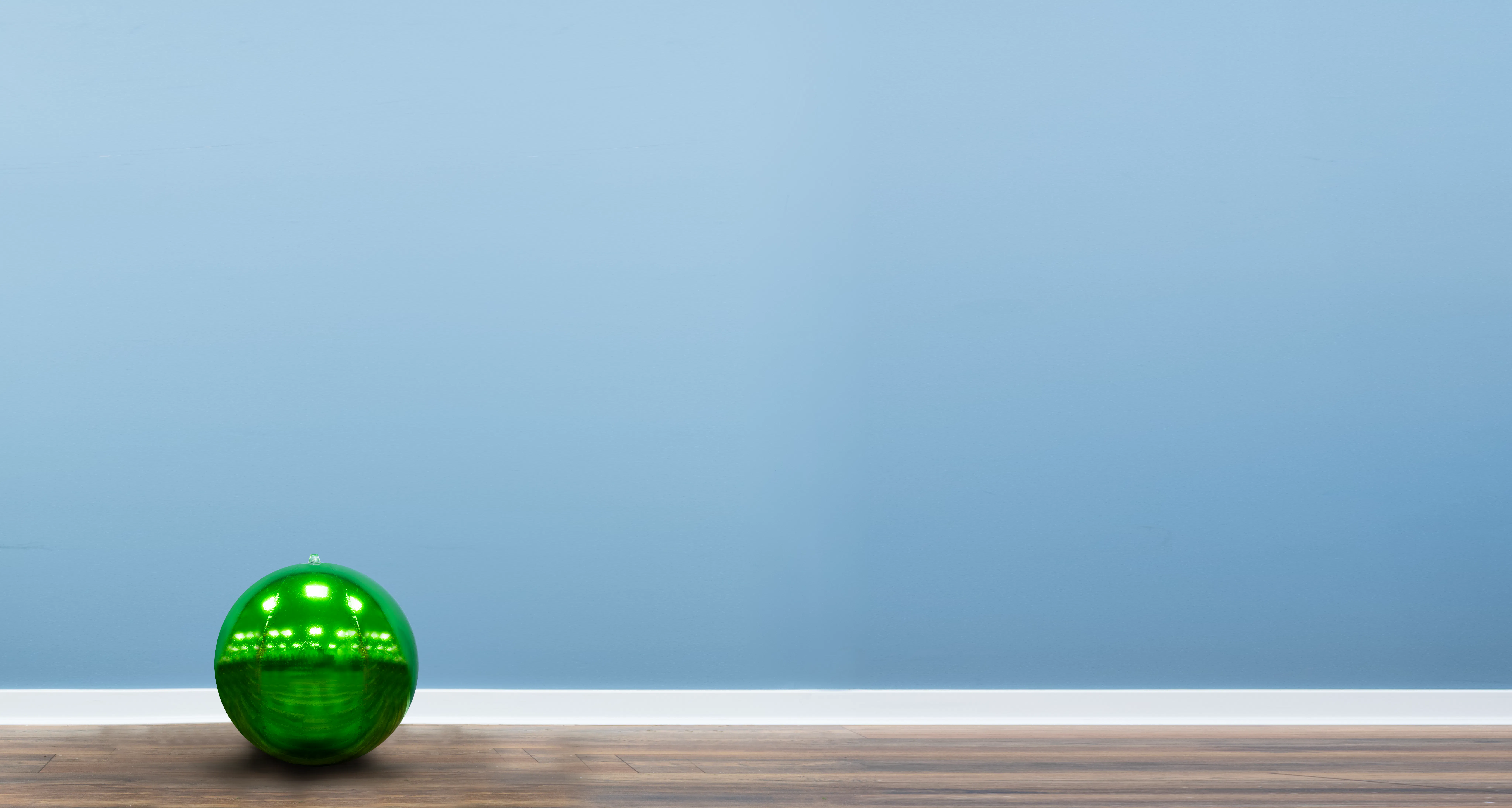40cm Metallic Green Inflatable Mirror Ball