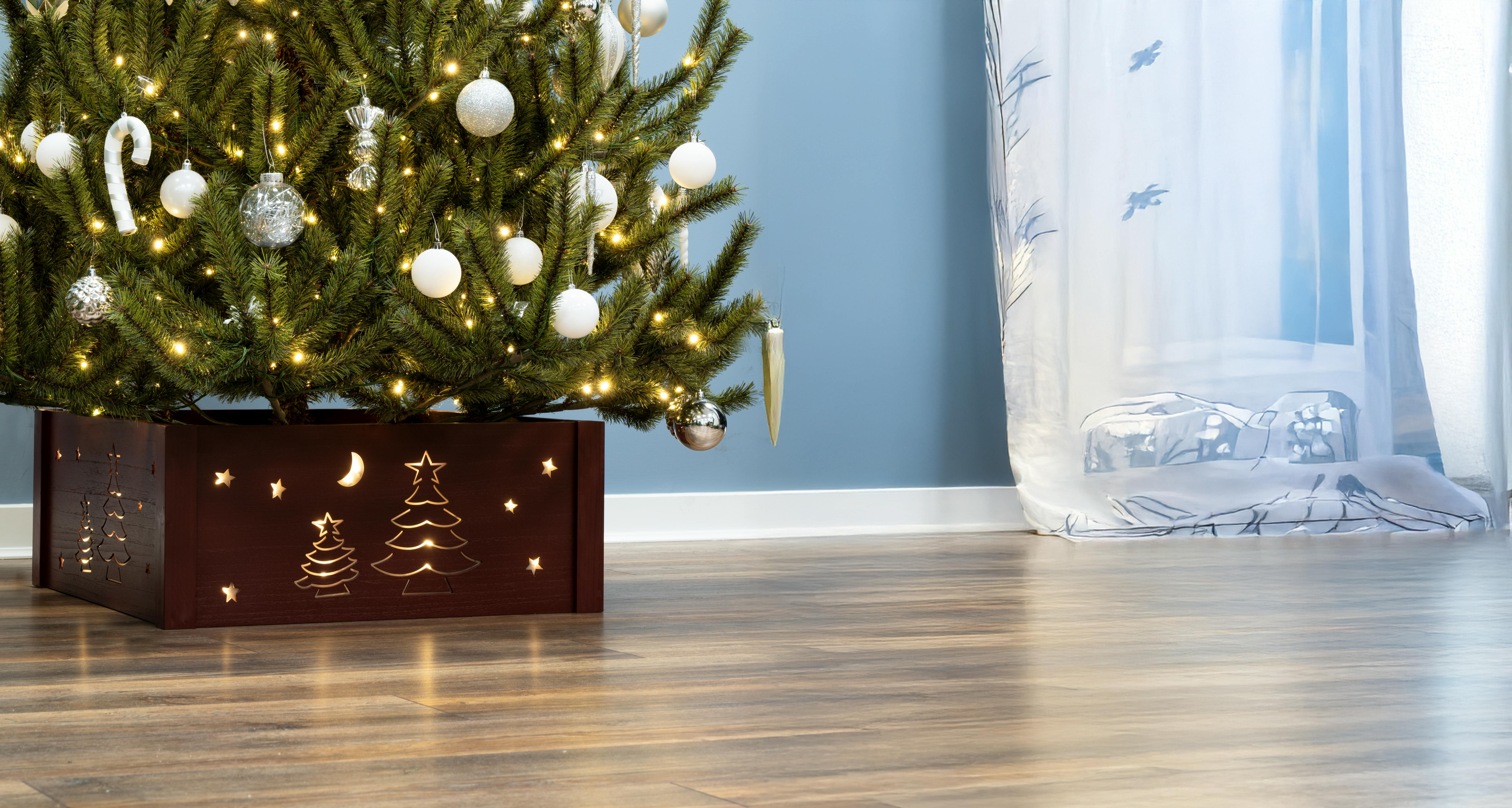 Pre-lit Large Red Wooden Christmas Tree Skirt - Trees & Stars Scene