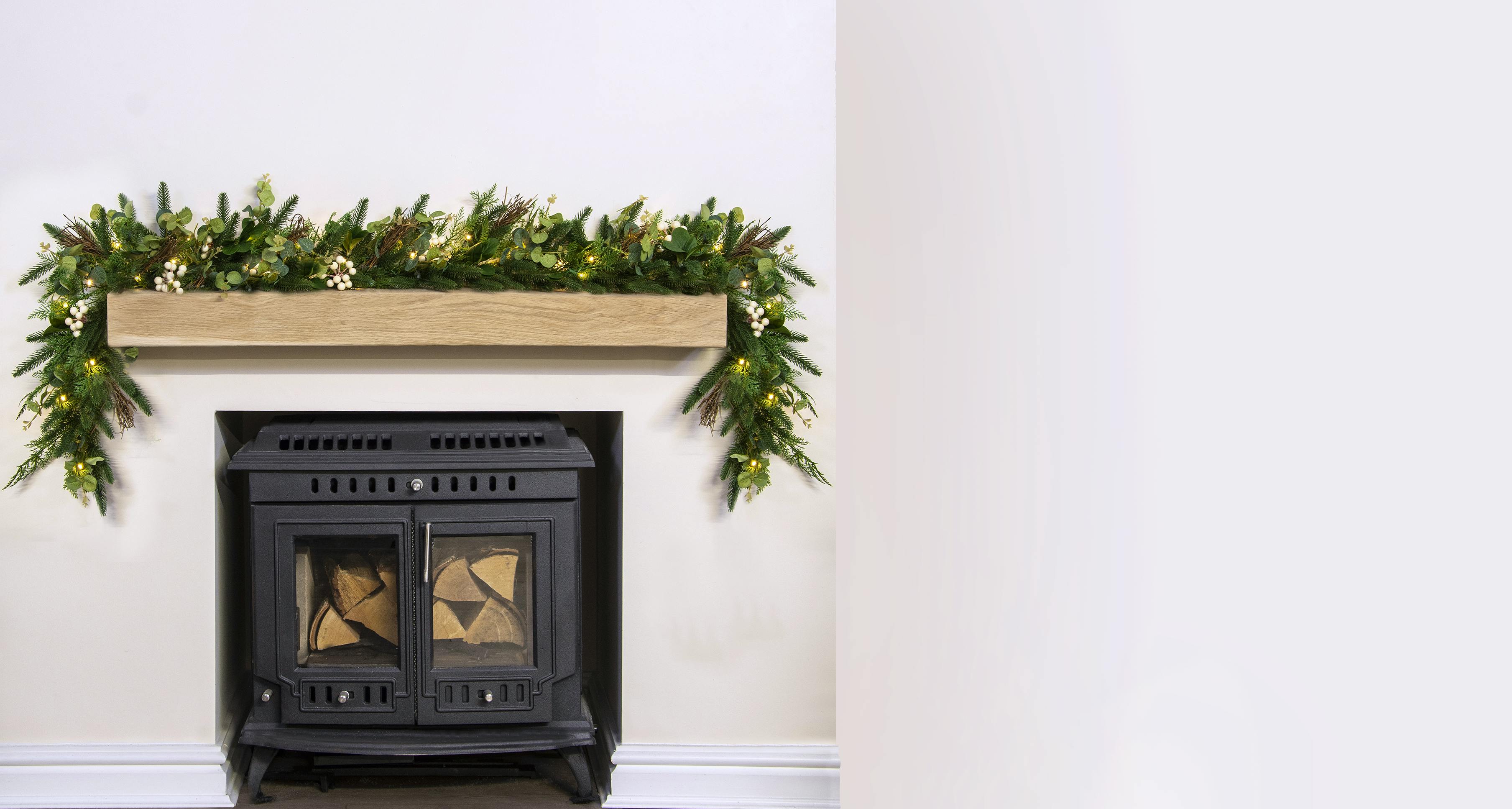 180cm Pre-lit Decorated PE Pine Garland with White Berries