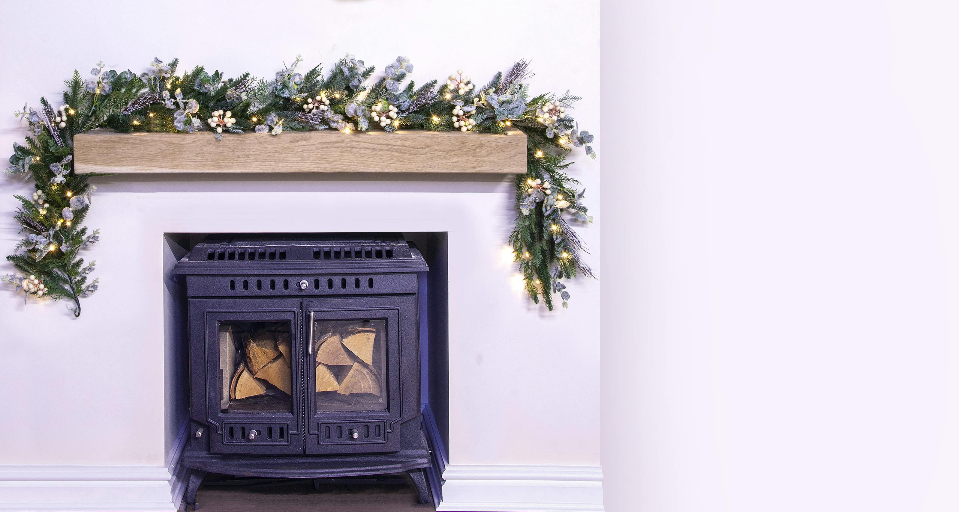 180cm Pre-lit Frosted Decorated PE Pine Garland with White Berries