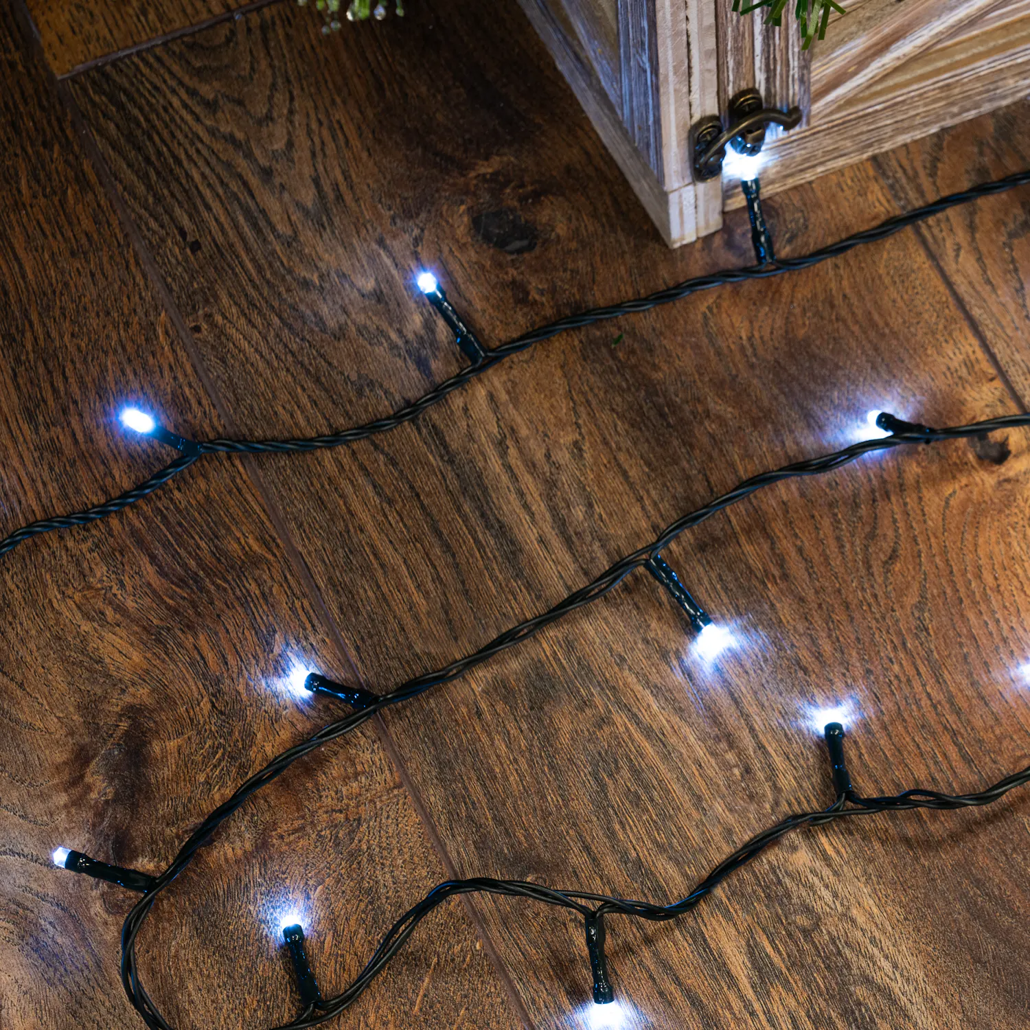 500 LED Solar Powered String Lights - Bright White