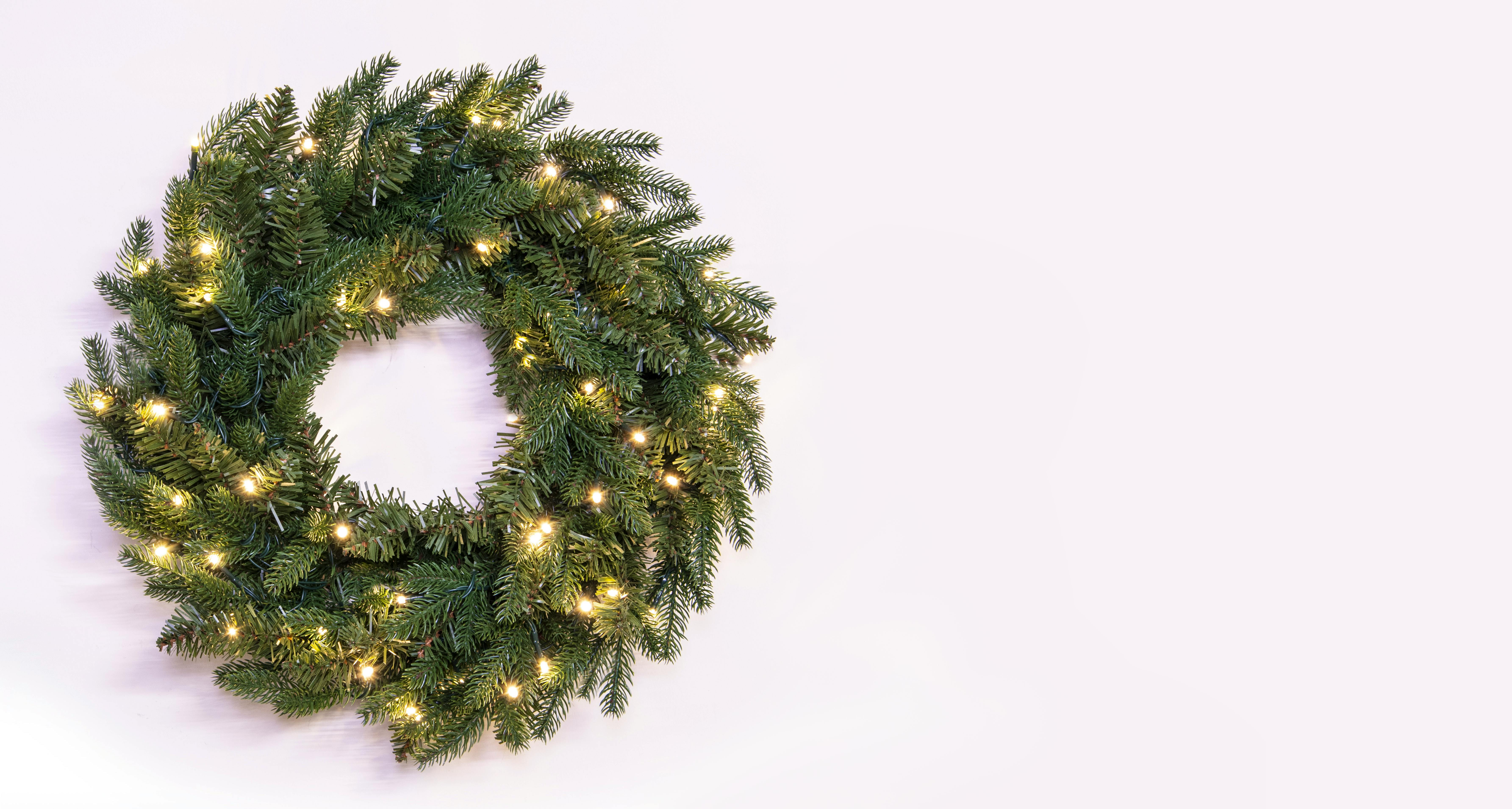 The 50cm Pre-lit Vivace Pine Wreath