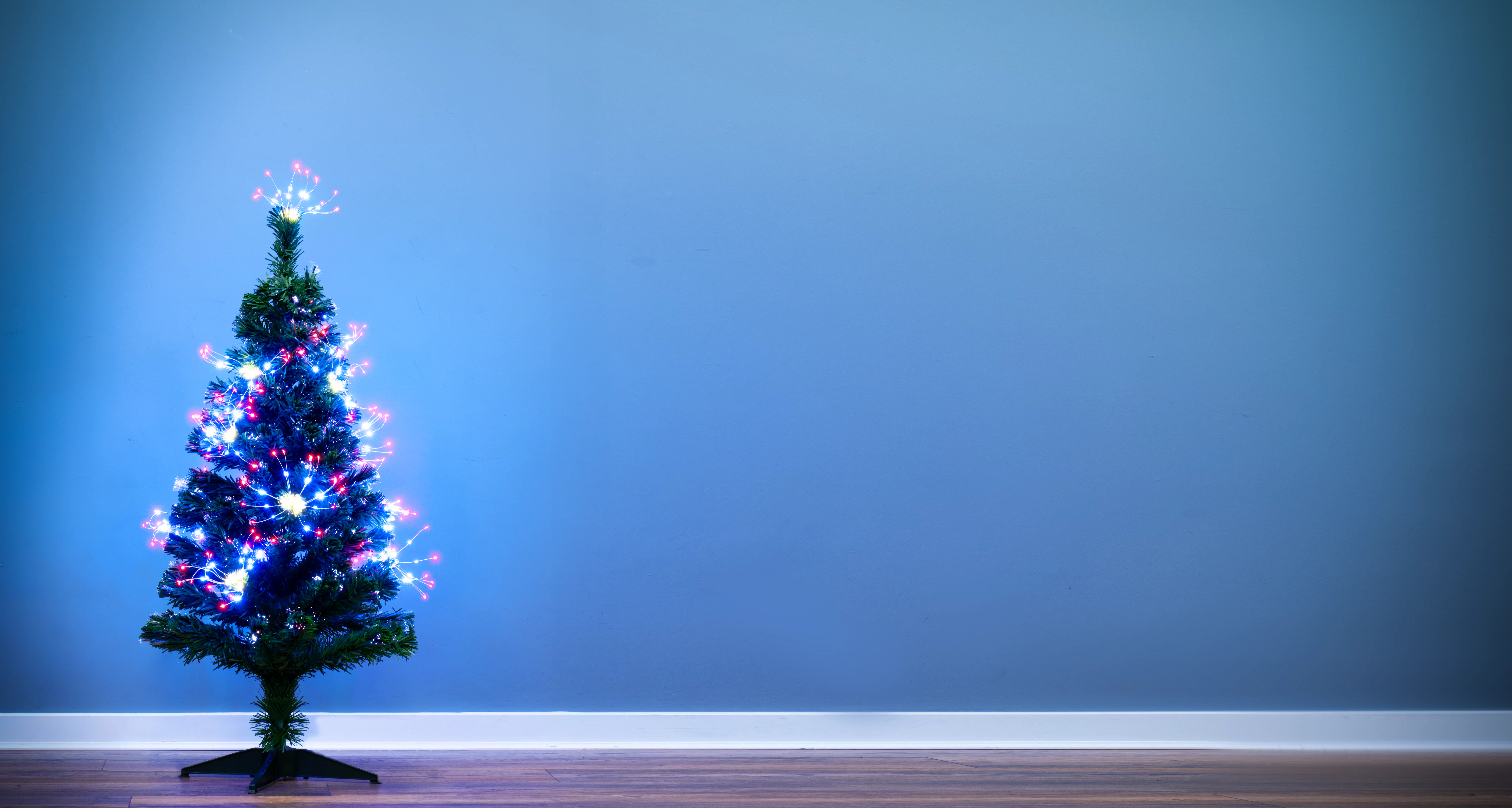 The 4ft Celestara Fibre Optic Tree - Multicolour