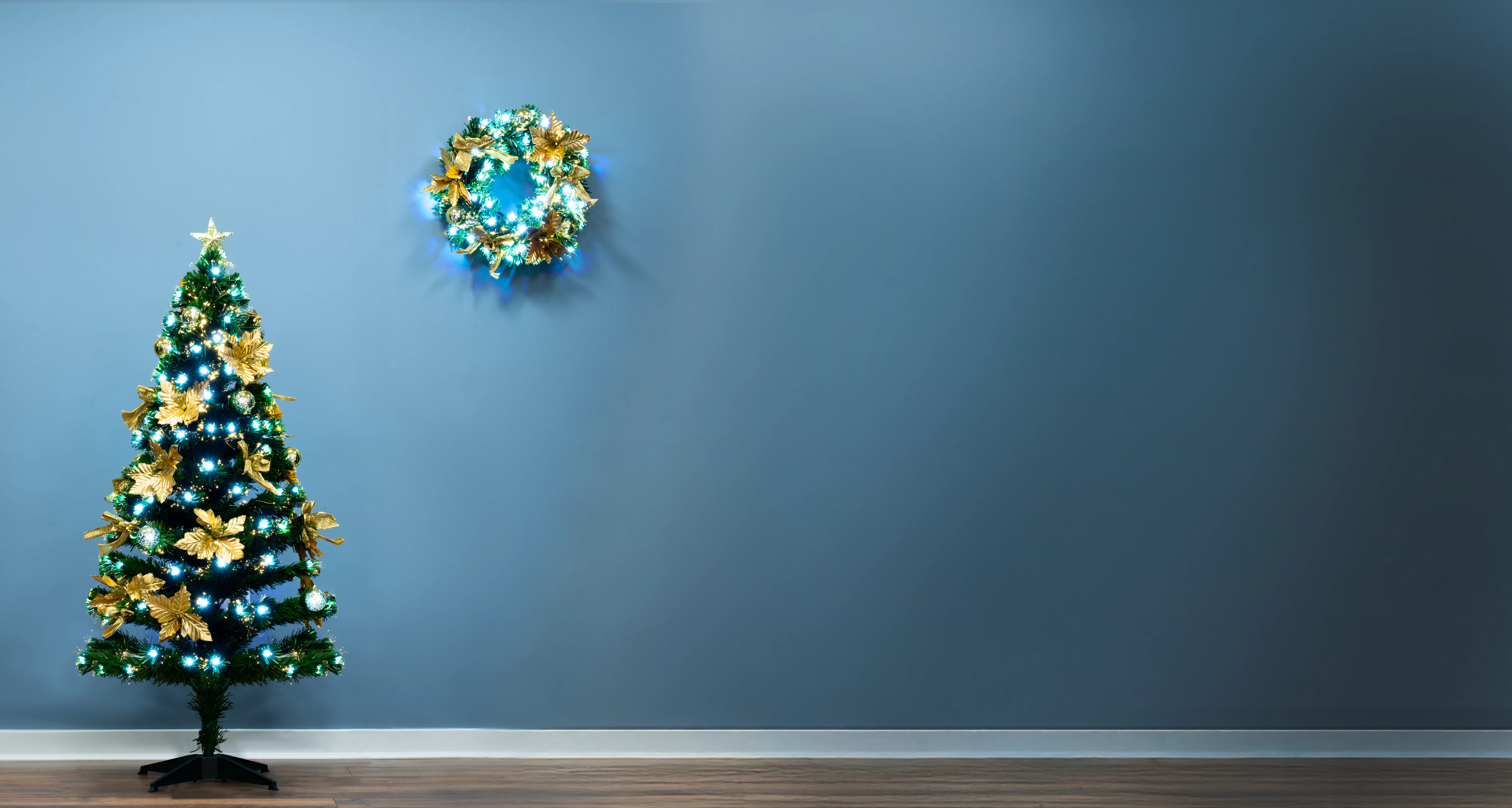 The 5ft Gilded Poinsettia Fir Fibre Optic Tree