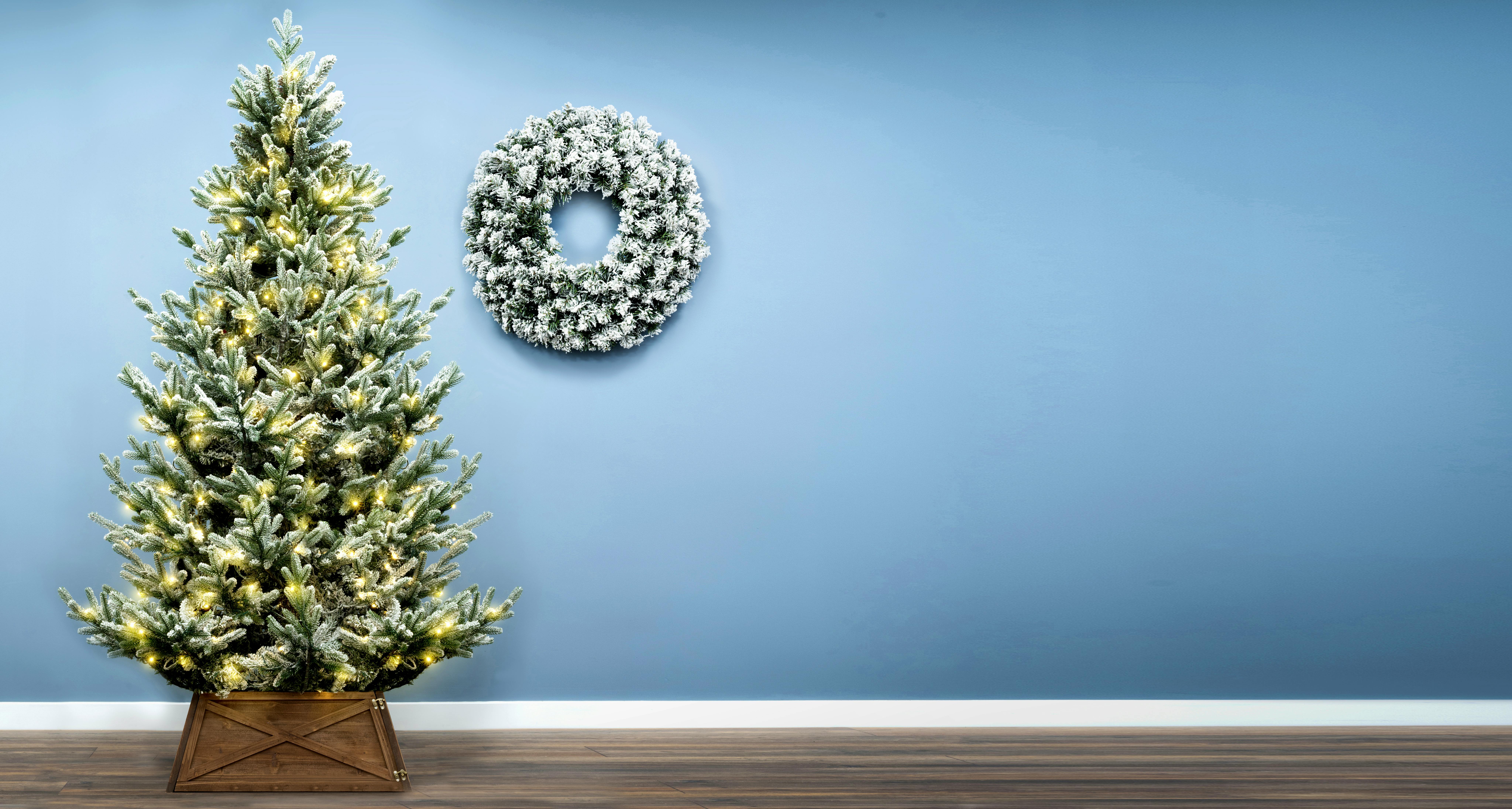 The 9ft Pre-lit Frosted Ultra Mountain Pine