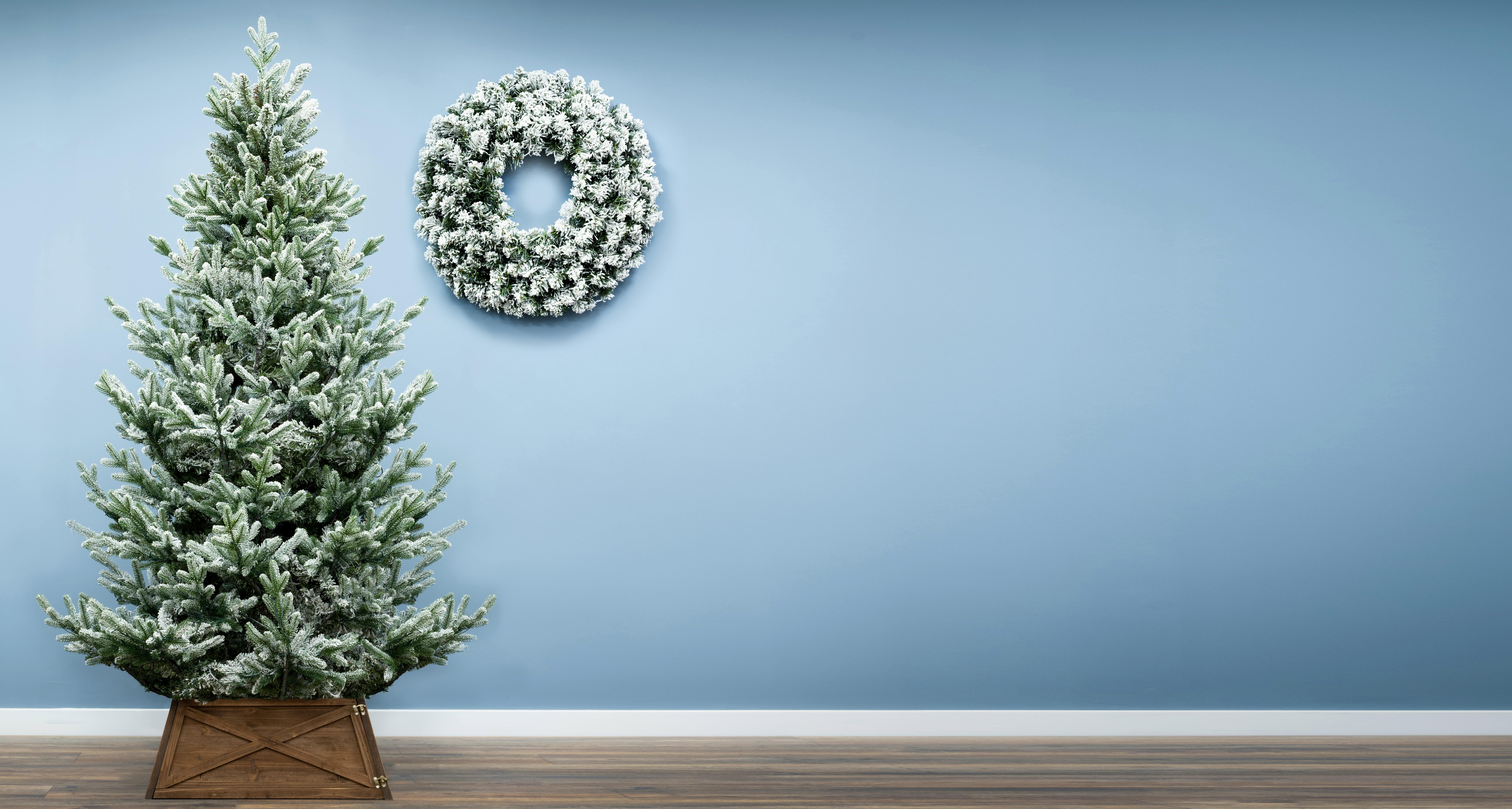 The 7ft Frosted Ultra Mountain Pine