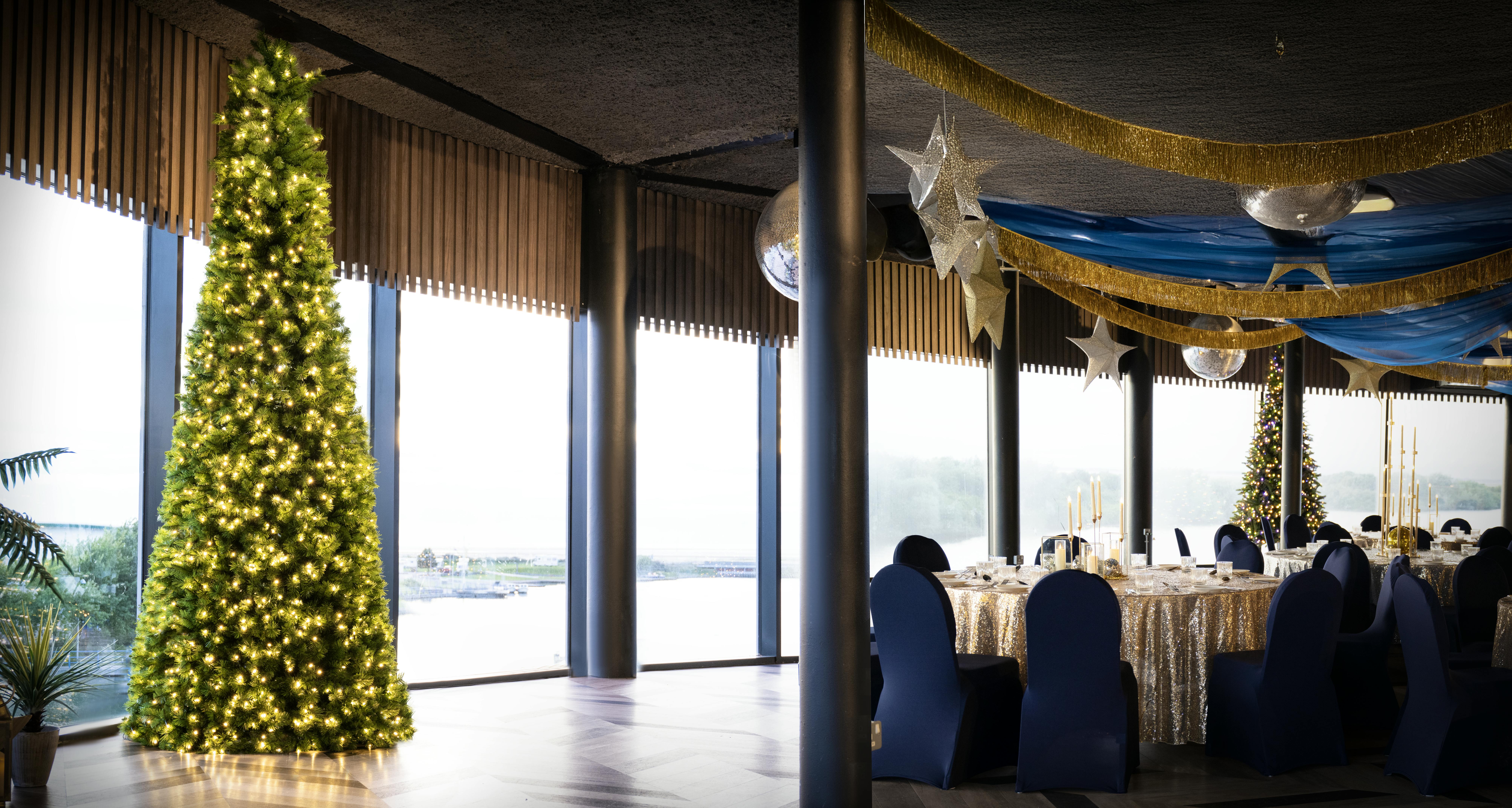 The 10ft Pre-lit Pallazo Pine Cone Tree - Dual Colour LEDs