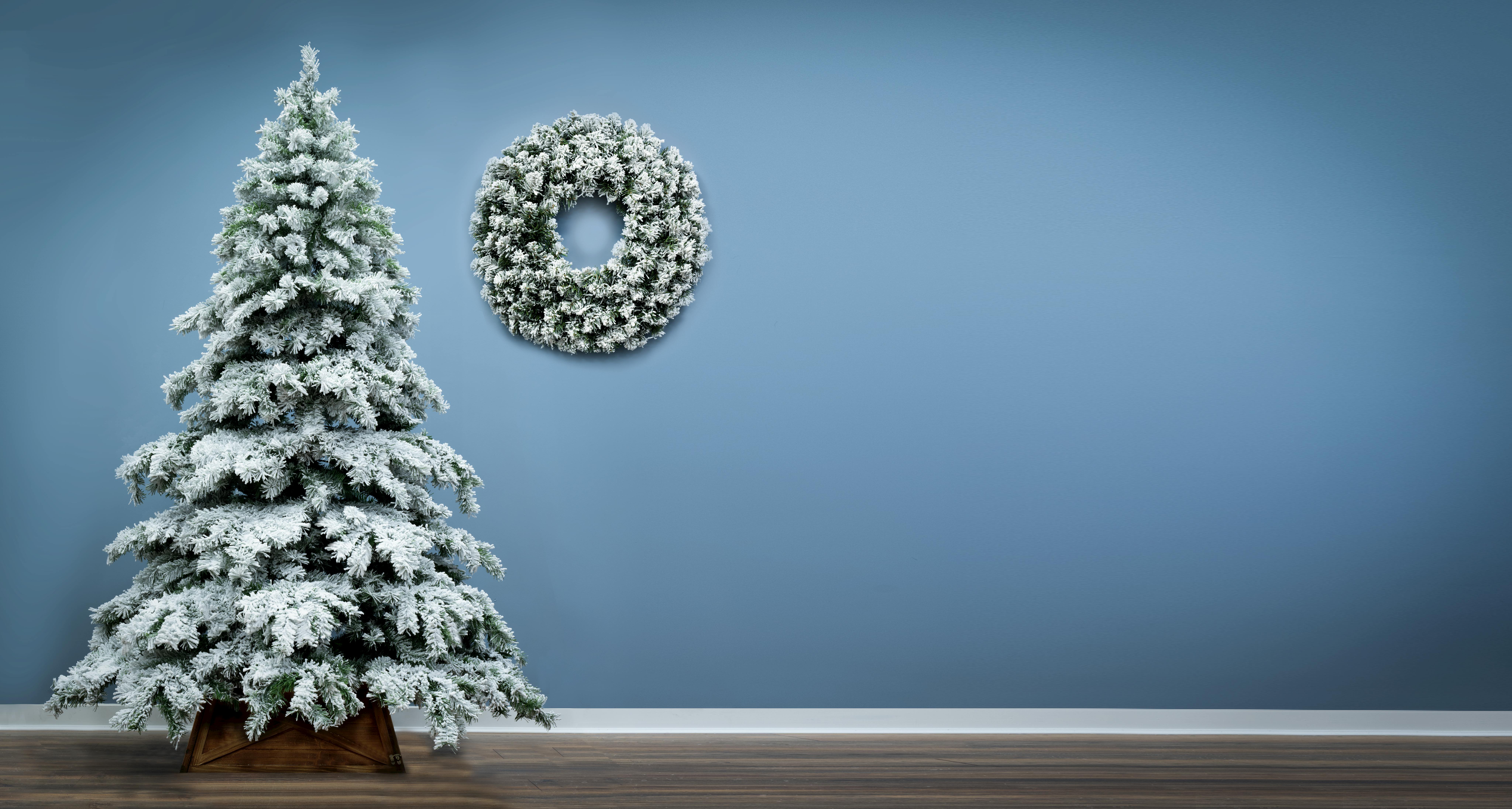 The 7ft Snow White Fir Tree