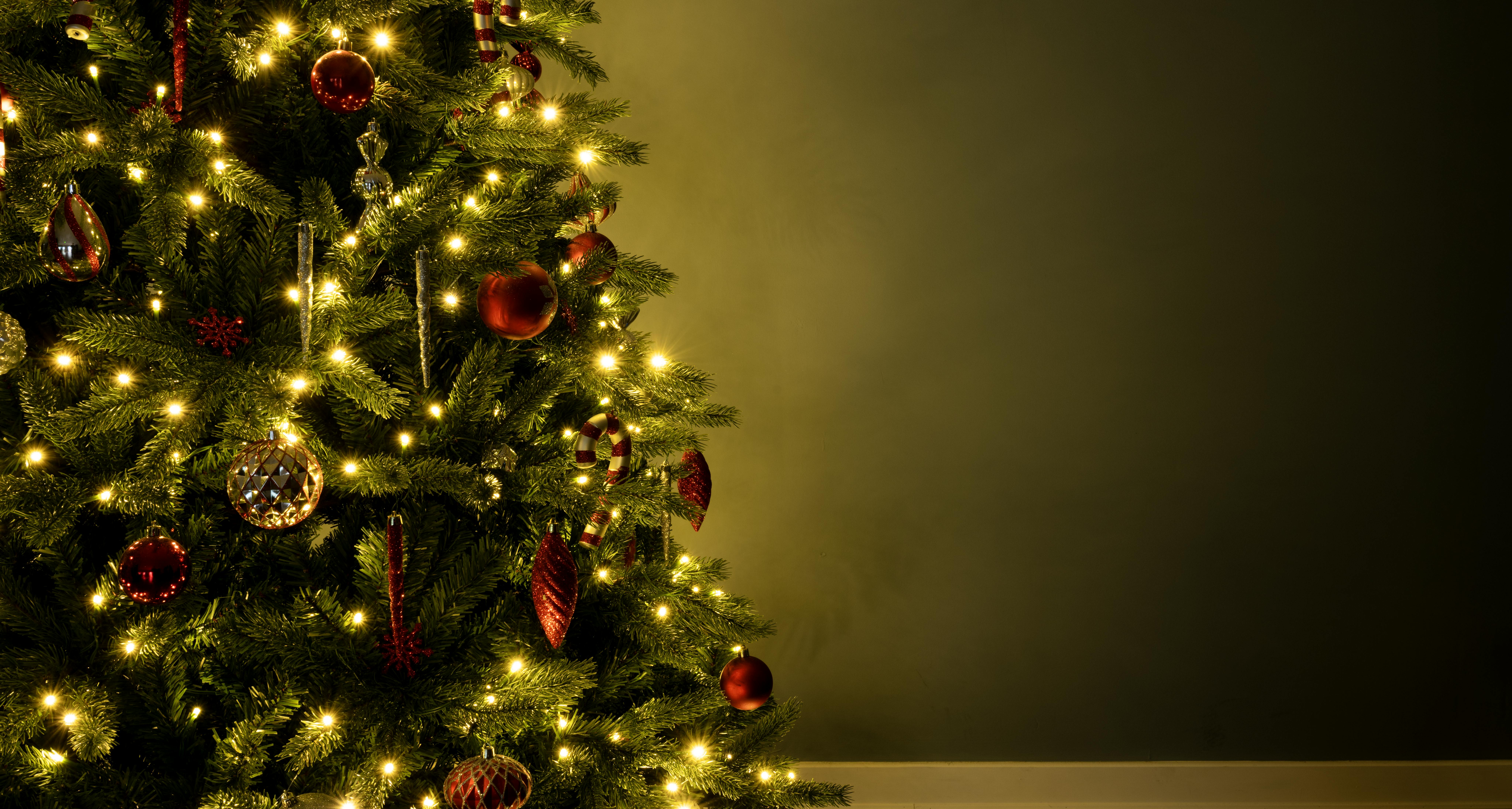 The 9ft Ultra Devonshire Fir Pre-lit with Warm White/Multicoloured Colour change LEDs
