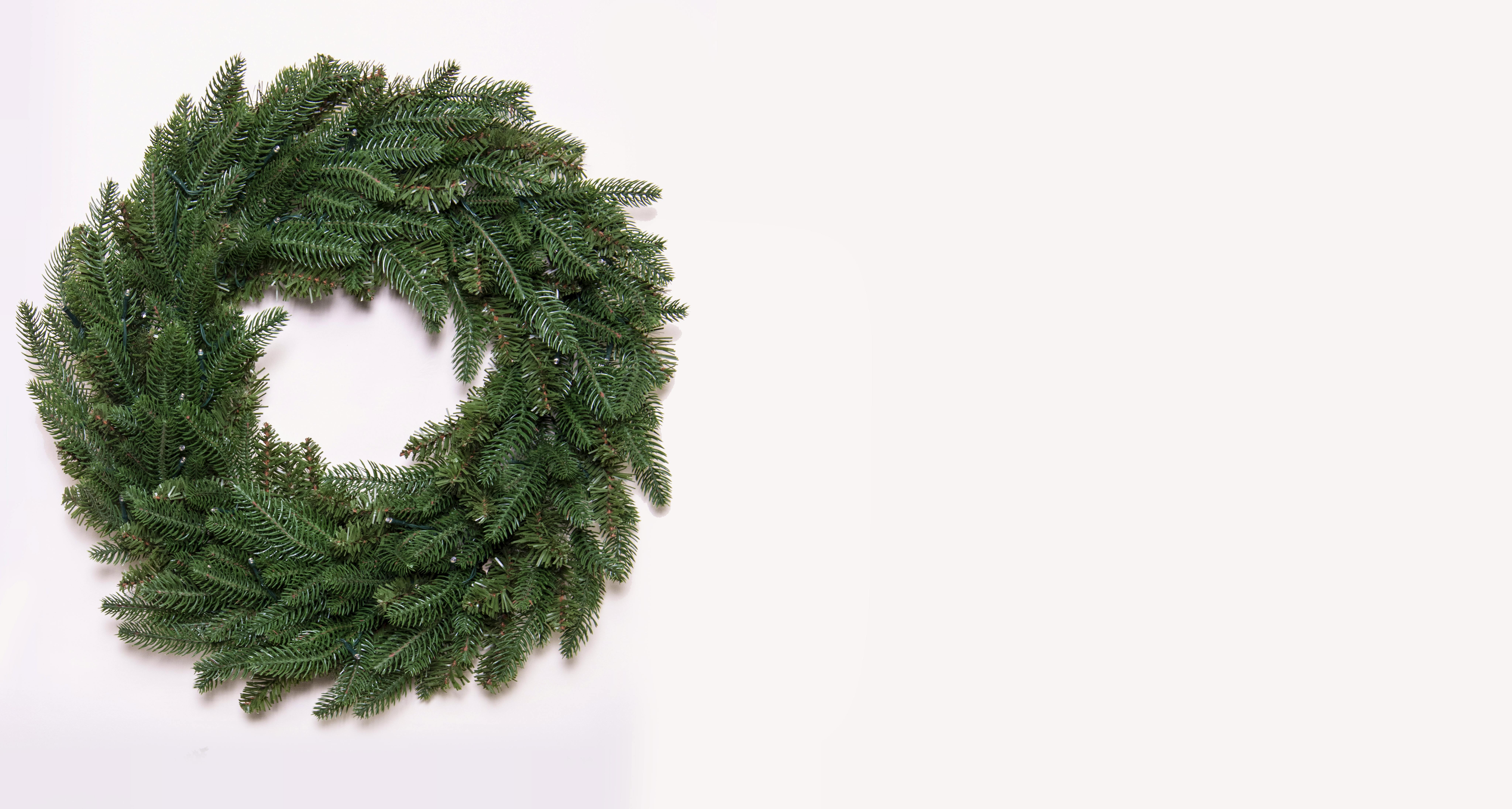 The 60cm Ultra Mixed Pine Wreath