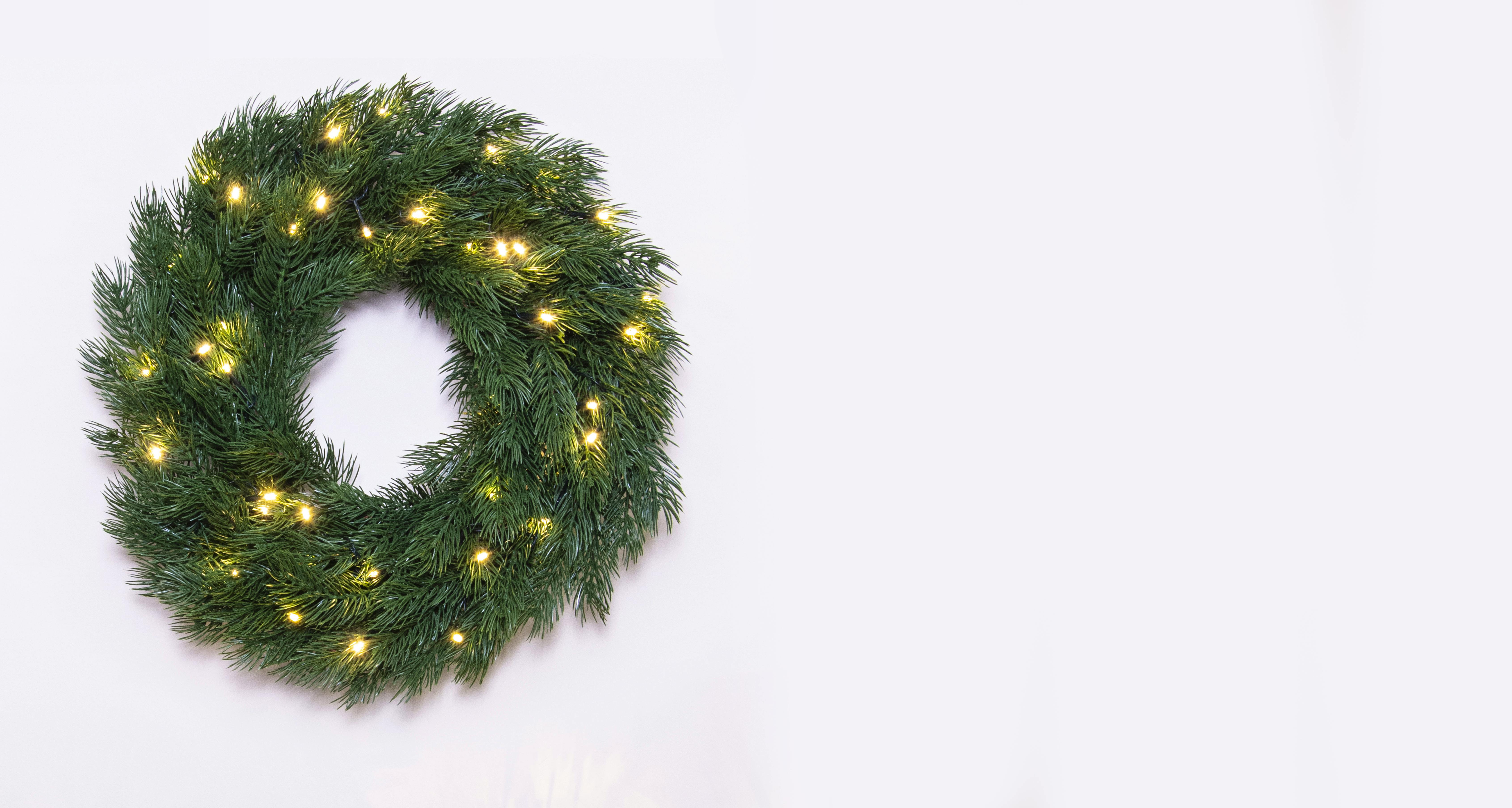 The 50cm Pre-lit Vivente Fir Wreath