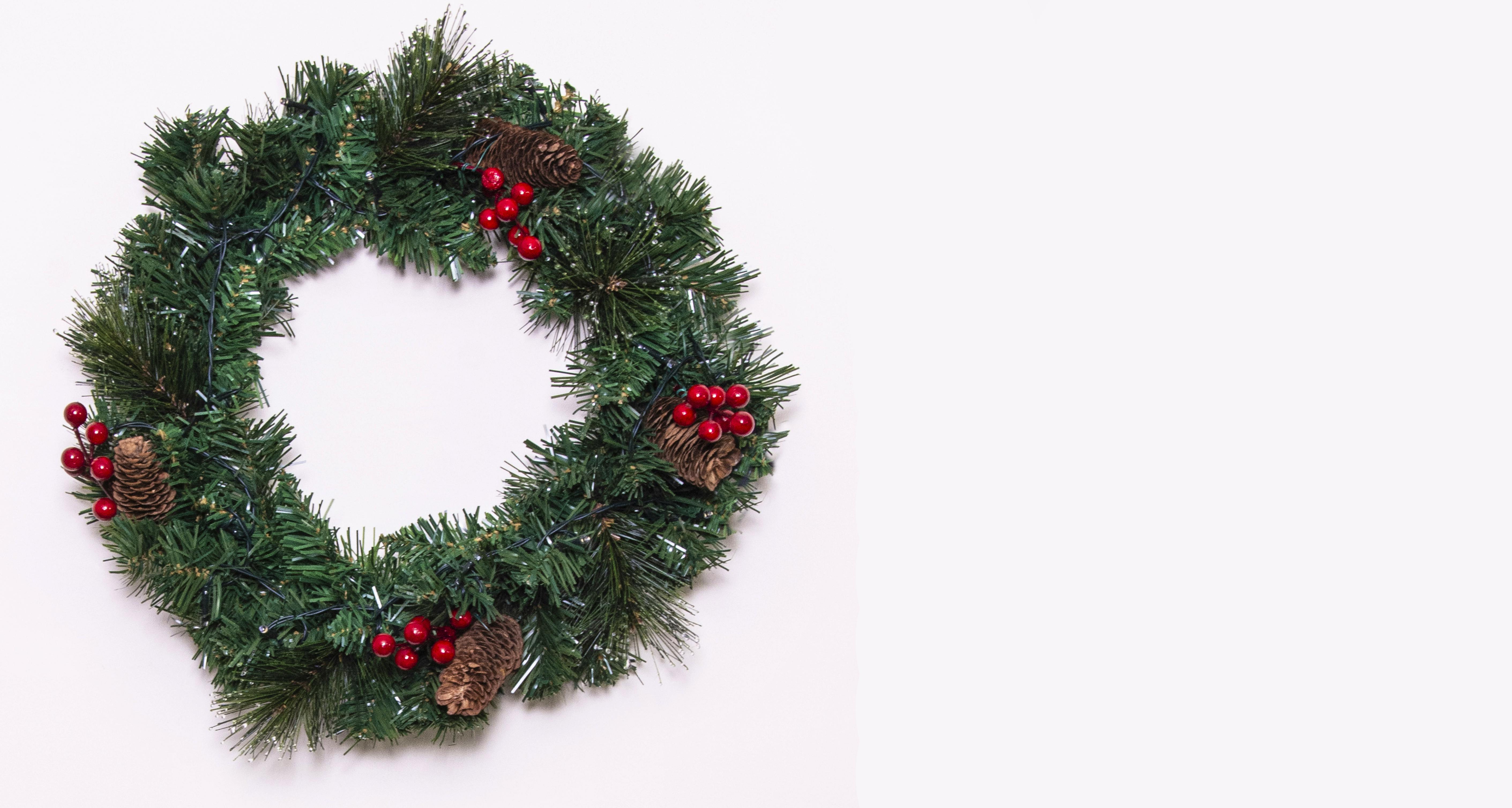 The 45cm Majestic Dew Pine Wreath