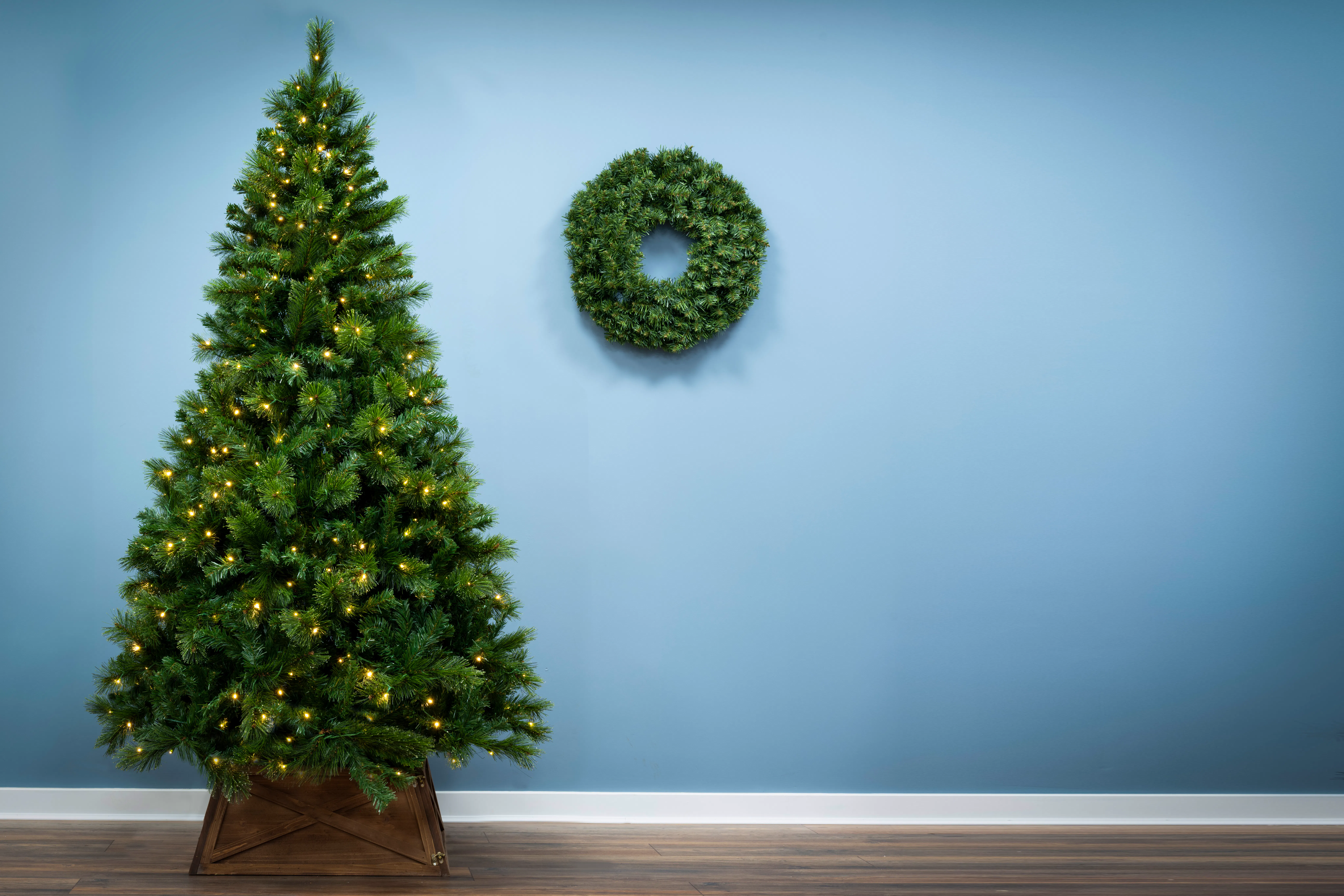 14ft Commercial Trees